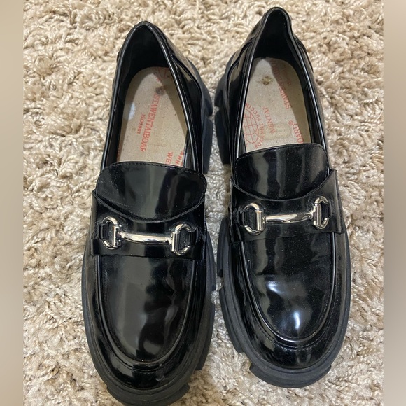Loafers great condition - Picture 2 of 3